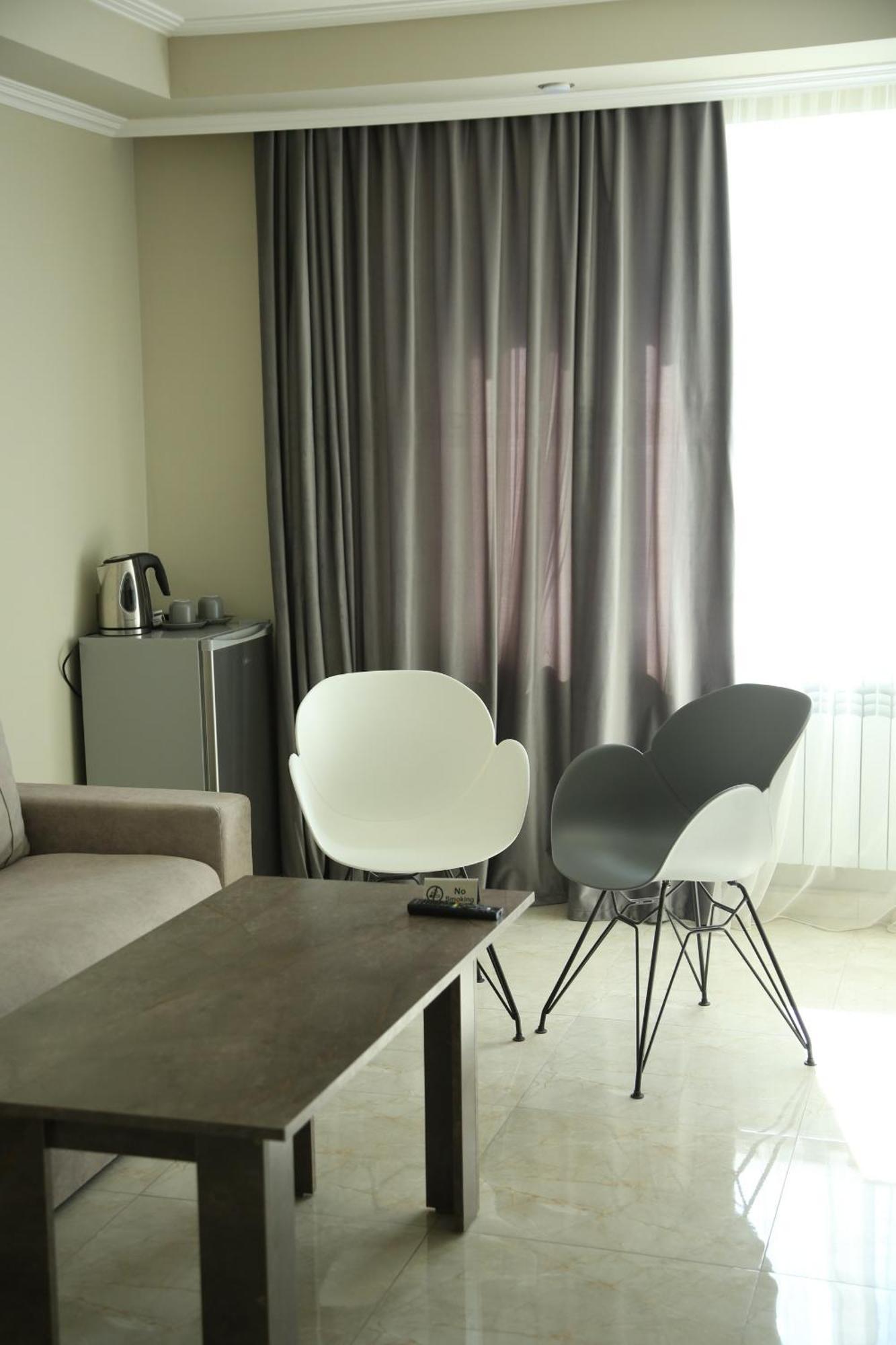 Vell Grey Hotel Martuni Exteriér fotografie